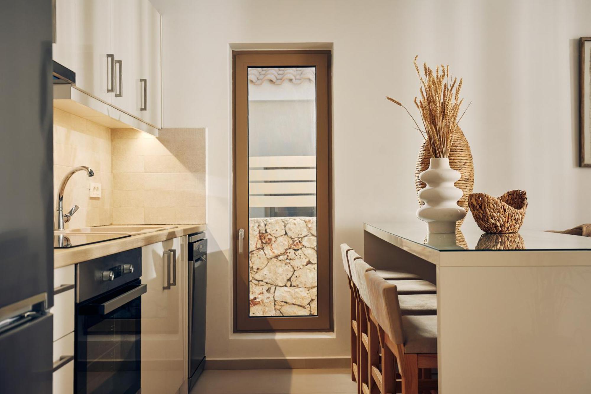 Thelxi's Ii - Brand New Seaview Suite! Villa *